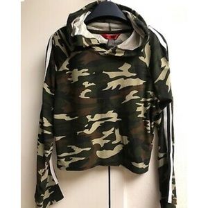 HOT KISS💋 Camouflage Hooded Top Shirt